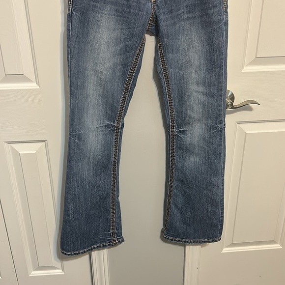 Amethyst Jeans Women's Boot Cut in Classic Blue - Picture 5 of 6